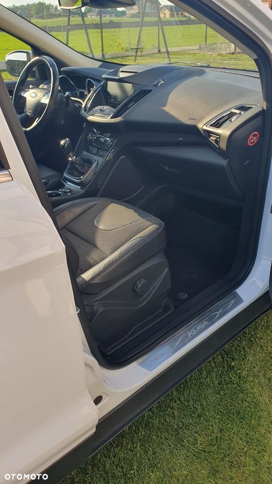 Ford Kuga 1.5 EcoBoost FWD Titanium ASS MMT6 - 11