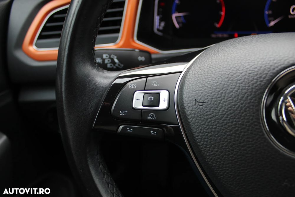 Volkswagen T-ROC 1.0 TSI Design - 17