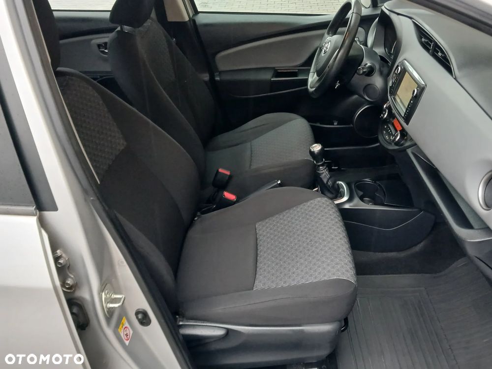 Toyota Yaris 1.33 VVT-i Comfort - 23