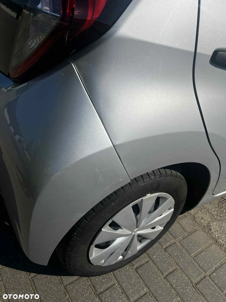 Toyota Aygo x-business - 13