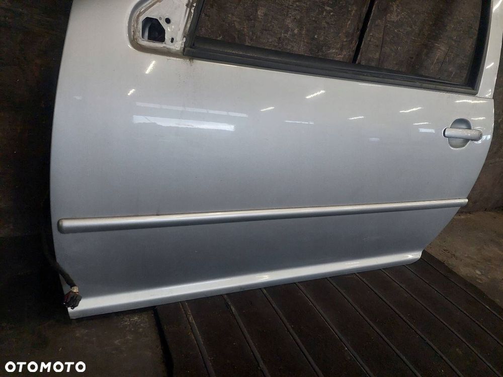 DRZWI KOMPLETNE LEWY PRZÓD VOLKSWAGEN GOLF IV 3D - 2