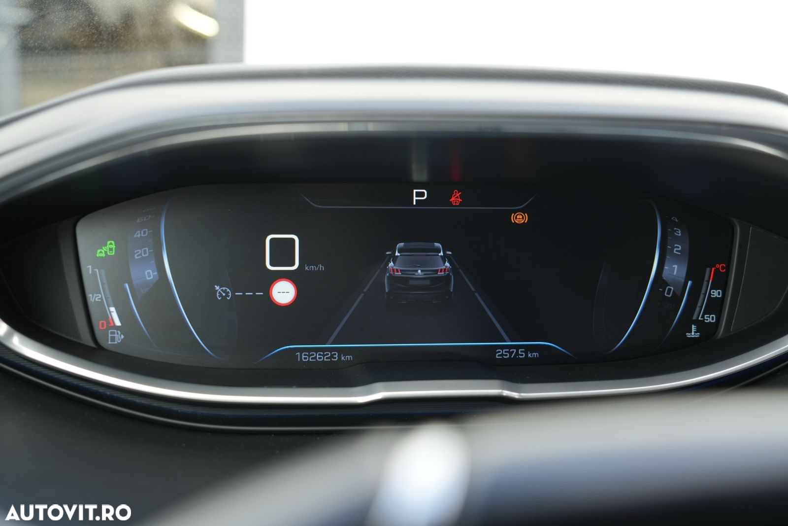 Peugeot 3008 1.6 BlueHDI S&S EAT6 GT-Line - 27
