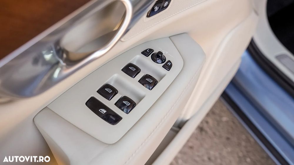 Volvo S90 D4 Inscription - 25