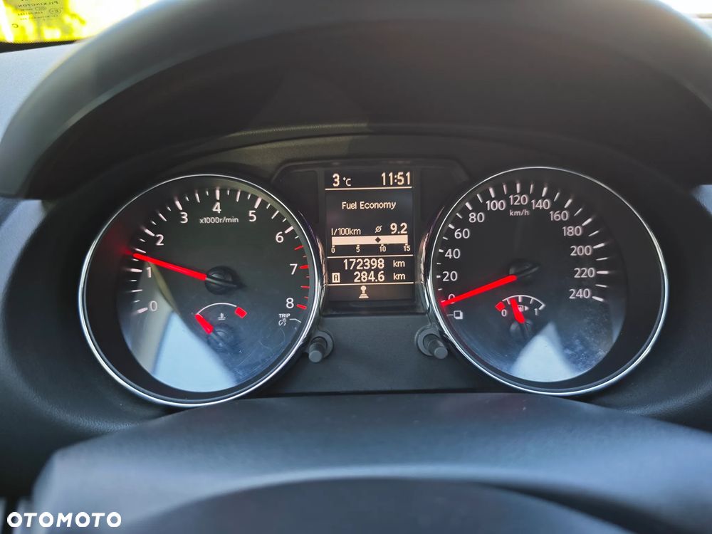 Nissan Qashqai 1.6 Acenta - 17
