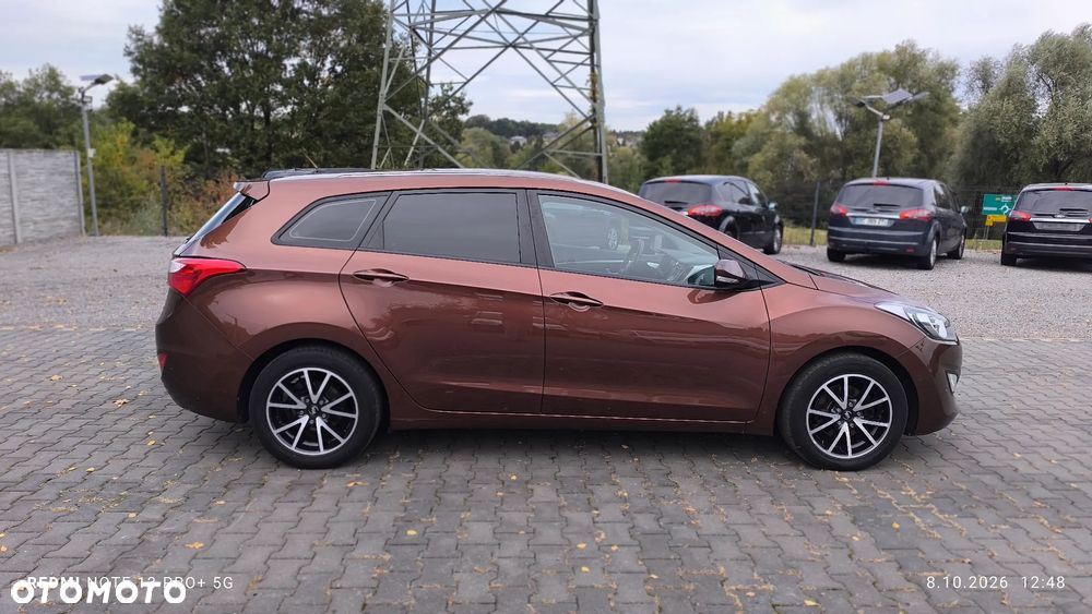 Hyundai i30 1.6 Premium - 10