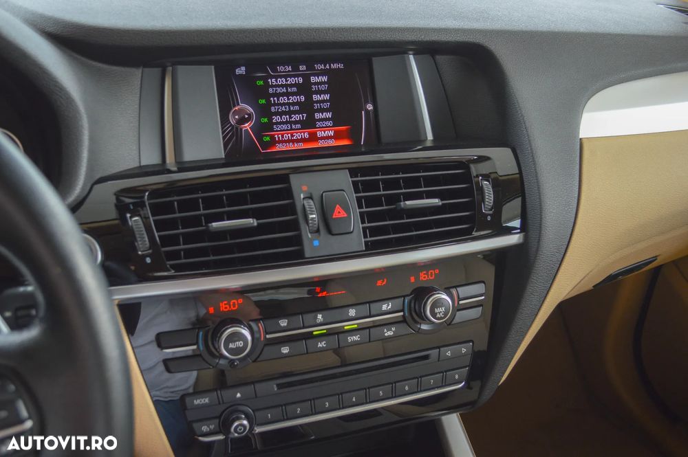 BMW X4 xDrive20i AT Advantage - 16