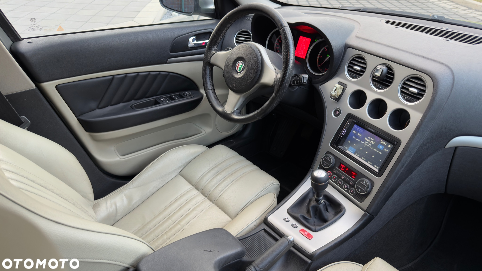 Alfa Romeo 159 1.9 JTDM 16V DPF Distinctive - 31