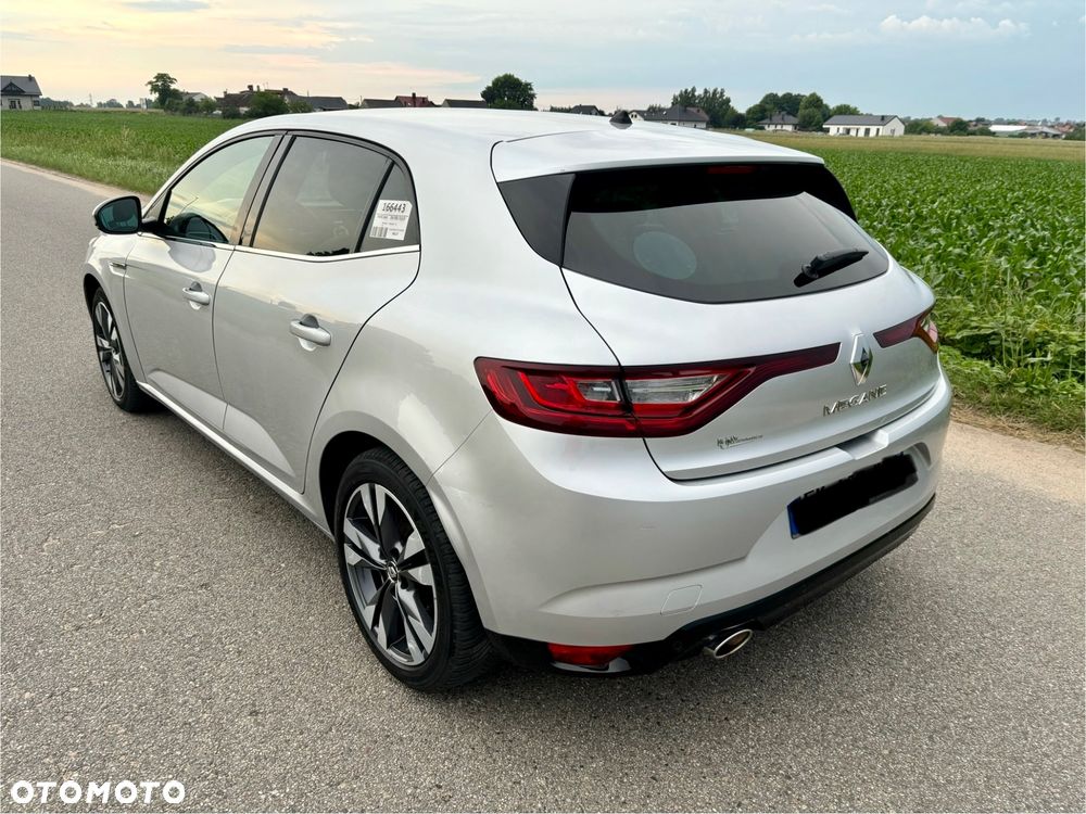 Renault Megane TCe 140 GPF LIMITED - 9