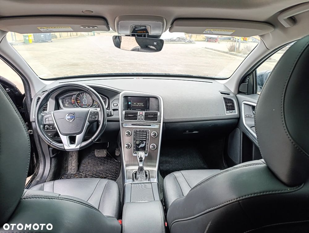Volvo XC 60 T6 Drive-E Momentum - 8