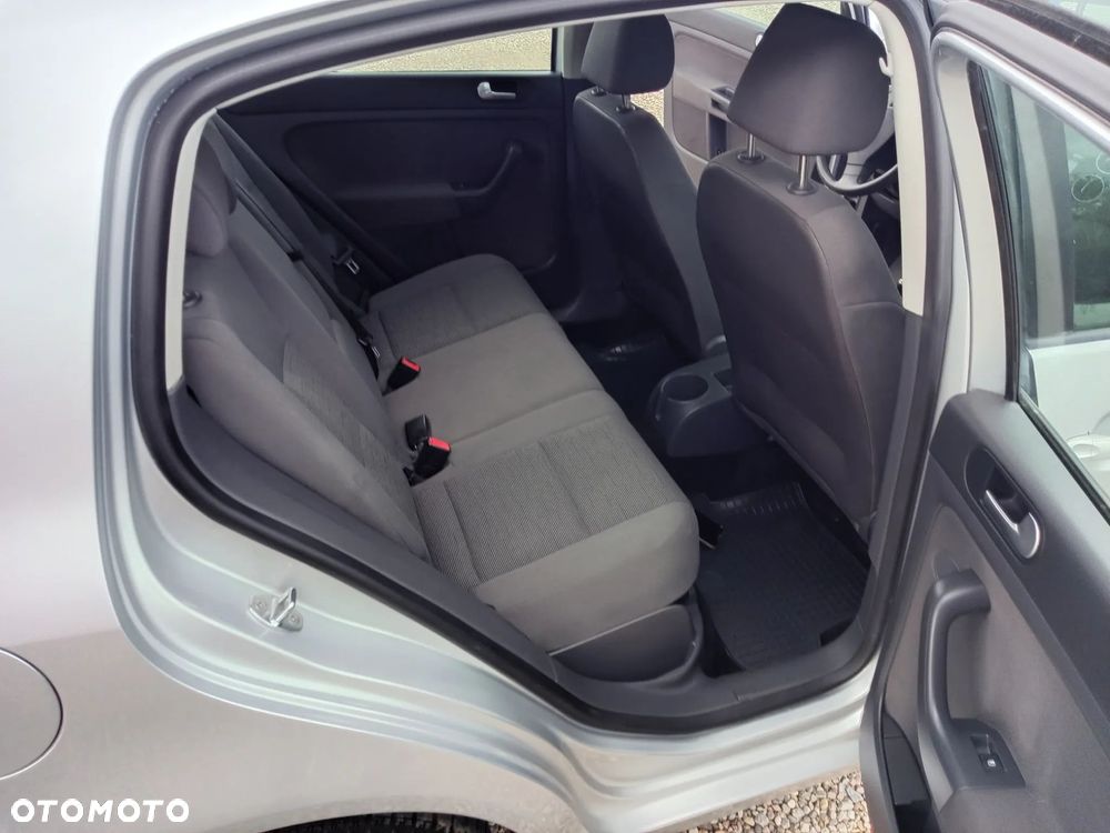 Volkswagen Golf Plus 1.9 TDI DPF Comfortline - 11