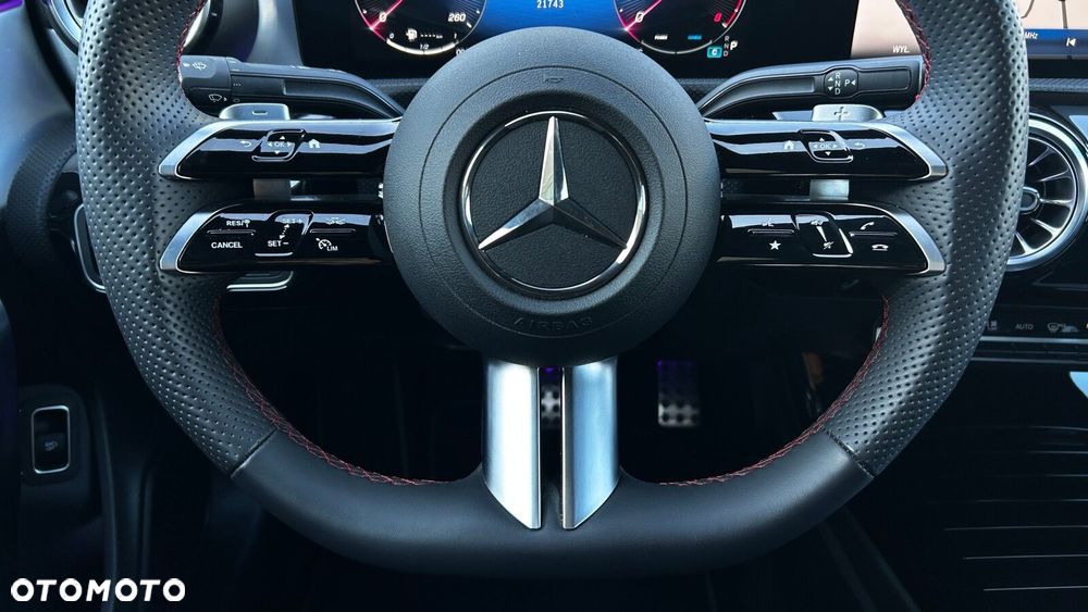 Mercedes-Benz CLA 200 mHEV AMG Line 7G-DCT - 18