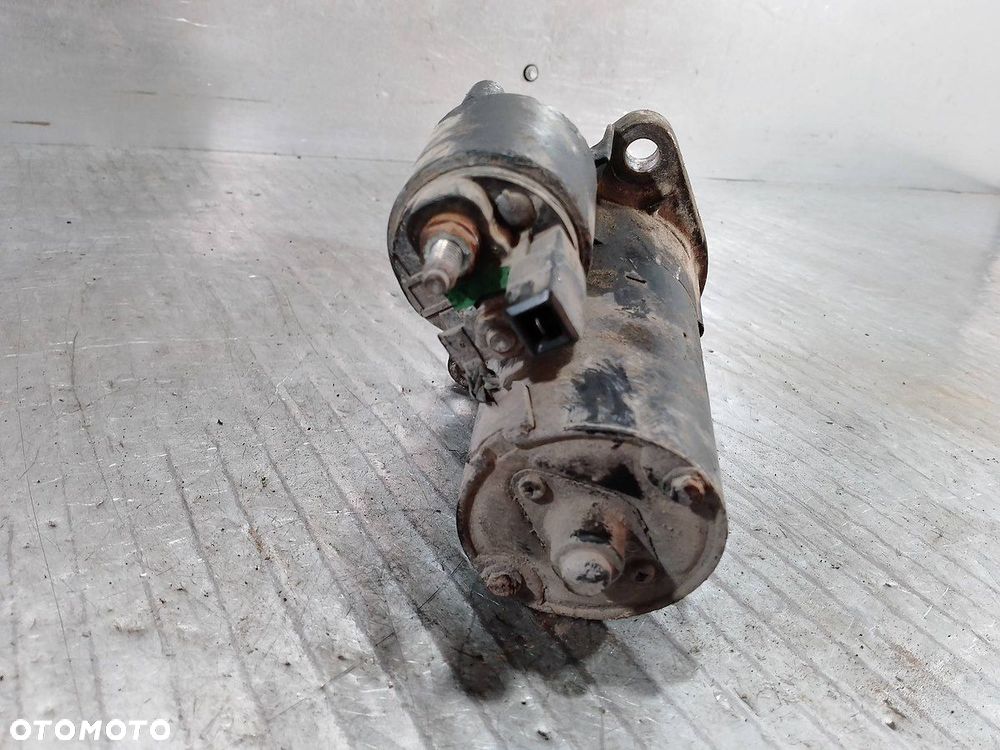 ROZRUSZNIK VW GOLF IV 020911023F  0001121006 1.4 - 2