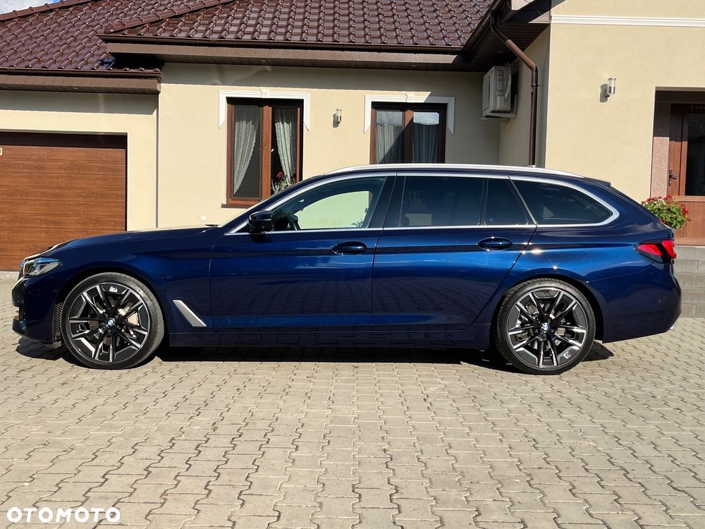 BMW Seria 5 530i xDrive Touring - 5