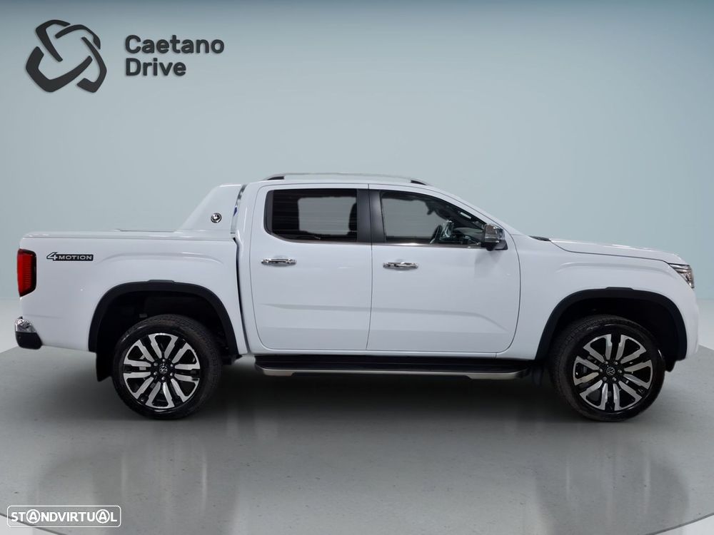 VW Amarok Aventura 4x4 3.0TDI 240cv - 9