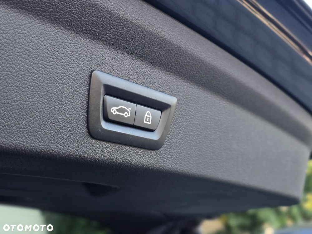 BMW Seria 1 120d xDrive M Sport - 37