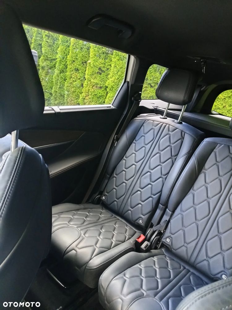 Peugeot 5008 BlueHDi 130 EAT8 GT - 12