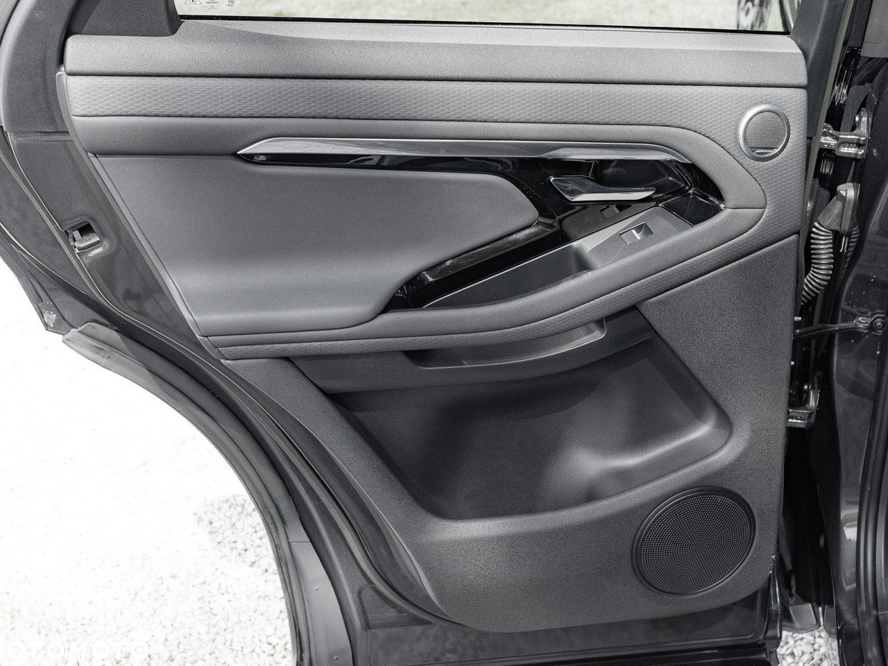 Land Rover Range Rover Evoque - 23