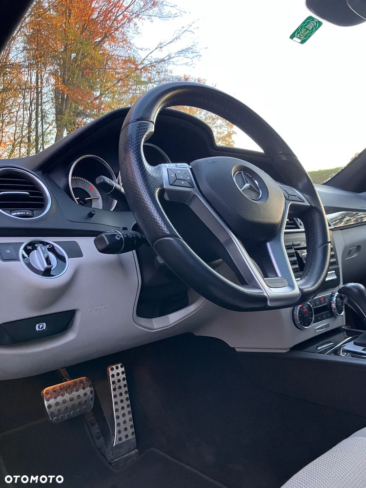 Mercedes-Benz Klasa C 350 BlueEff Avantgarde - 8