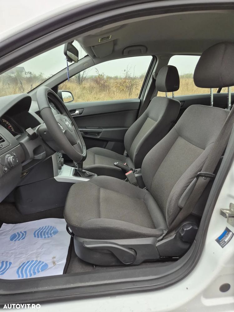 Opel Astra - 7