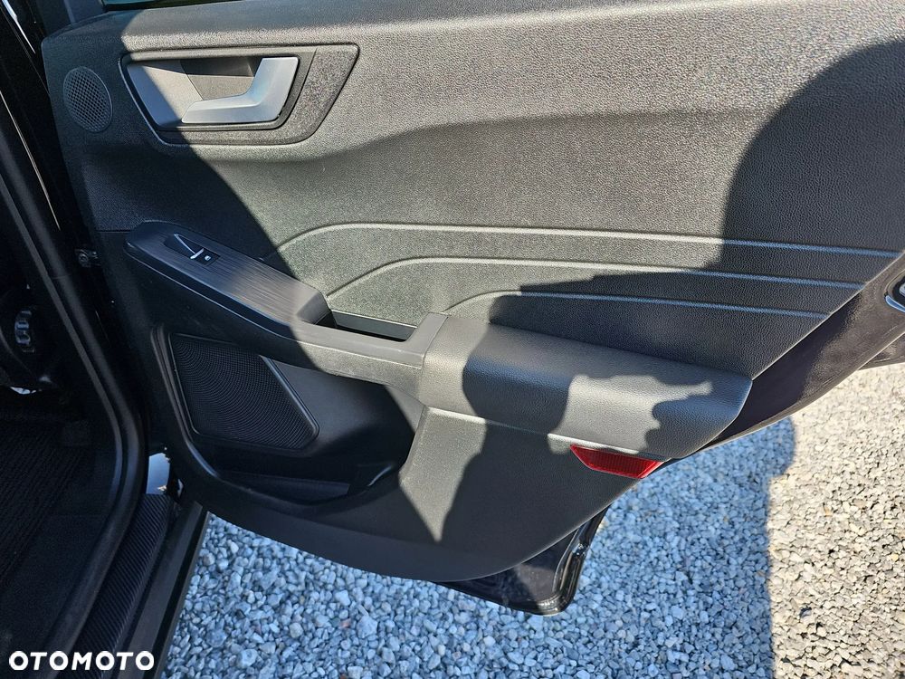 Ford Kuga 2.5 FHEV FWD Titanium X - 24