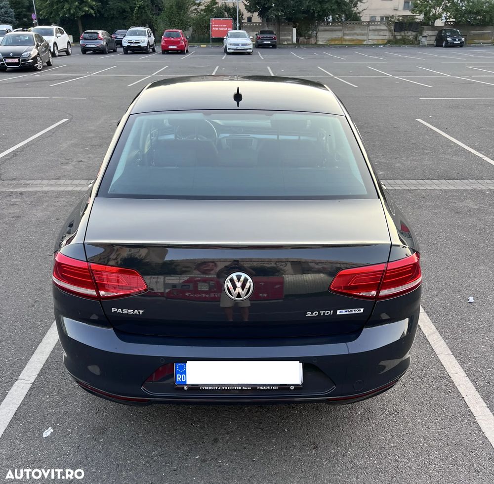 Volkswagen Passat 2.0 TDI DSG Comfortline - 4