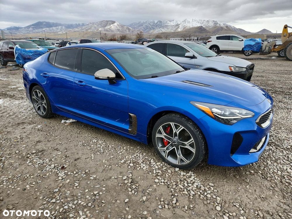 Kia Stinger 3.3 T-GDI AWD GT - 2