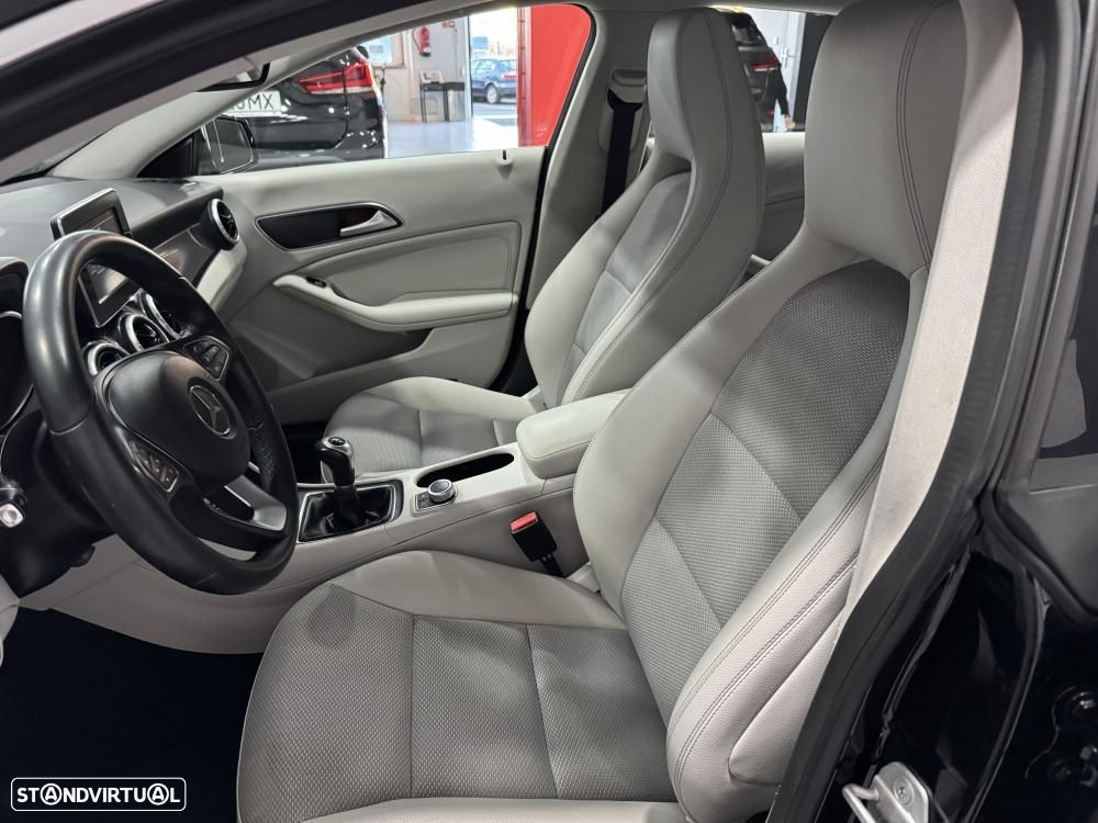 Mercedes-Benz CLA 180 d Shooting Brake Urban - 21