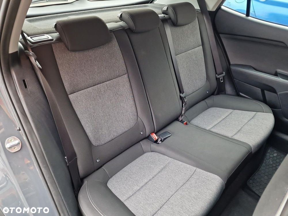 Kia Stonic 1.2 M - 24