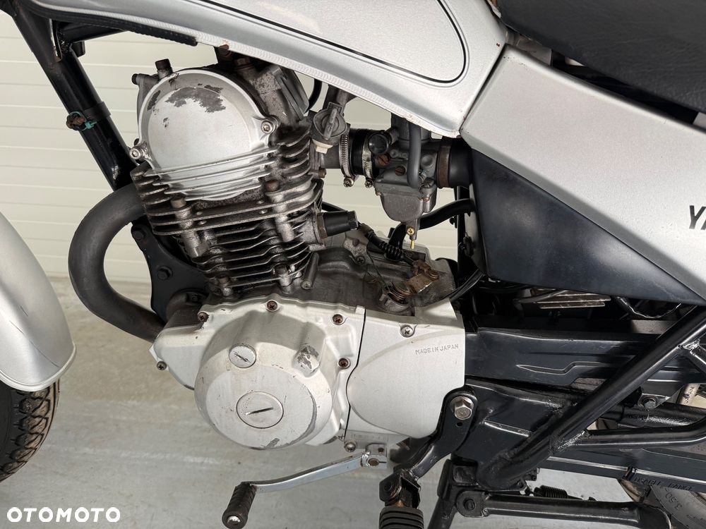 Yamaha SR - 5