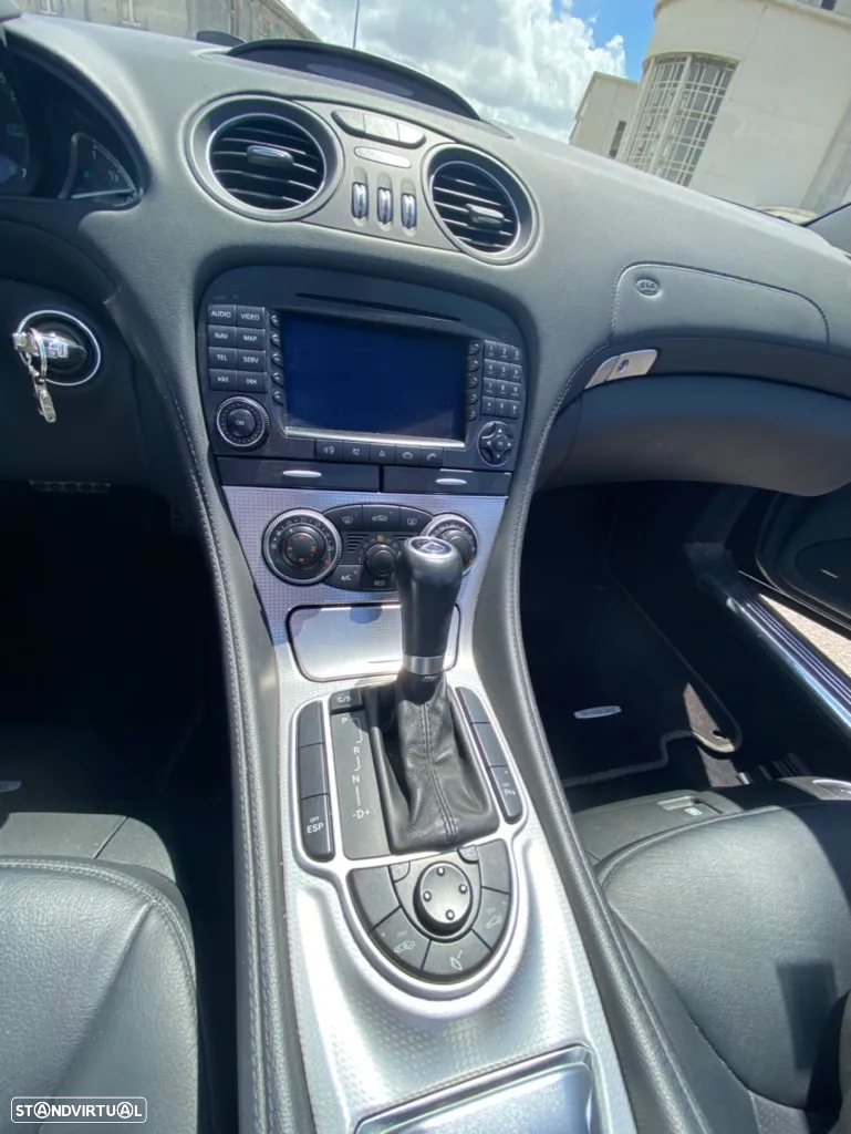Mercedes-Benz SL 350 Standard - 18