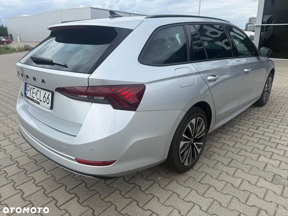 Skoda Octavia 2.0 TDI 4x4 Sportline DSG - 3