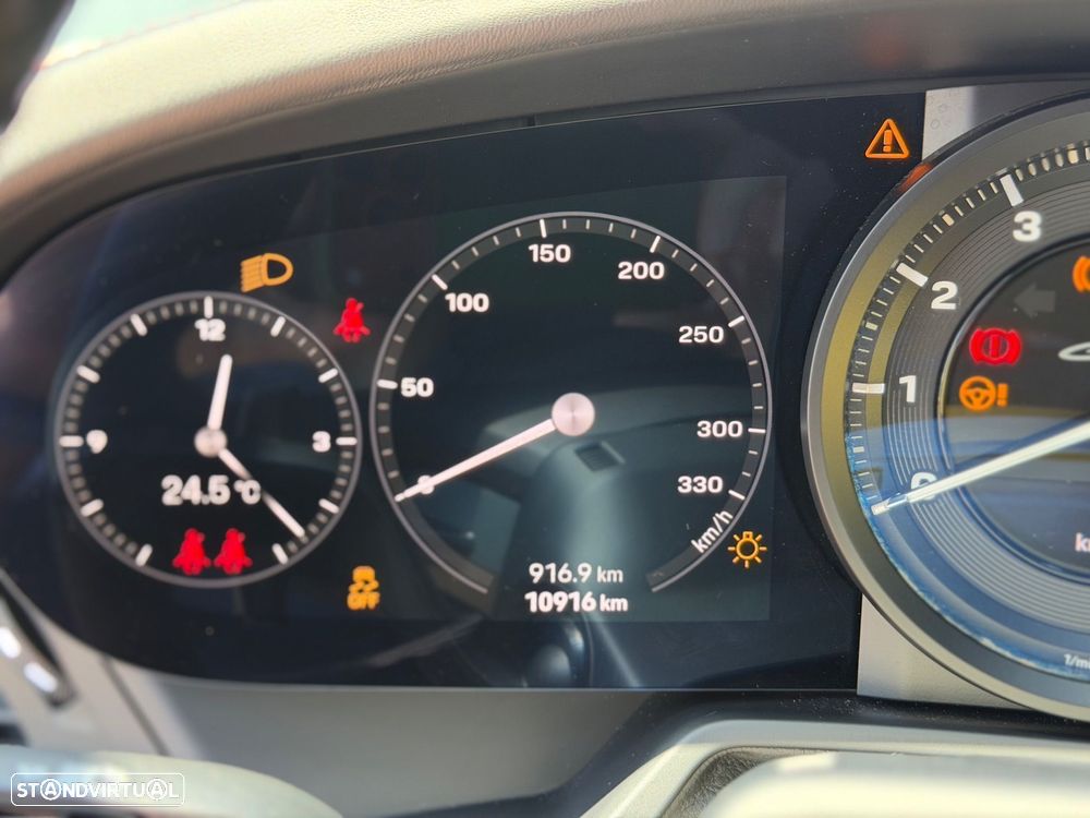 Porsche 911 (992) - 35