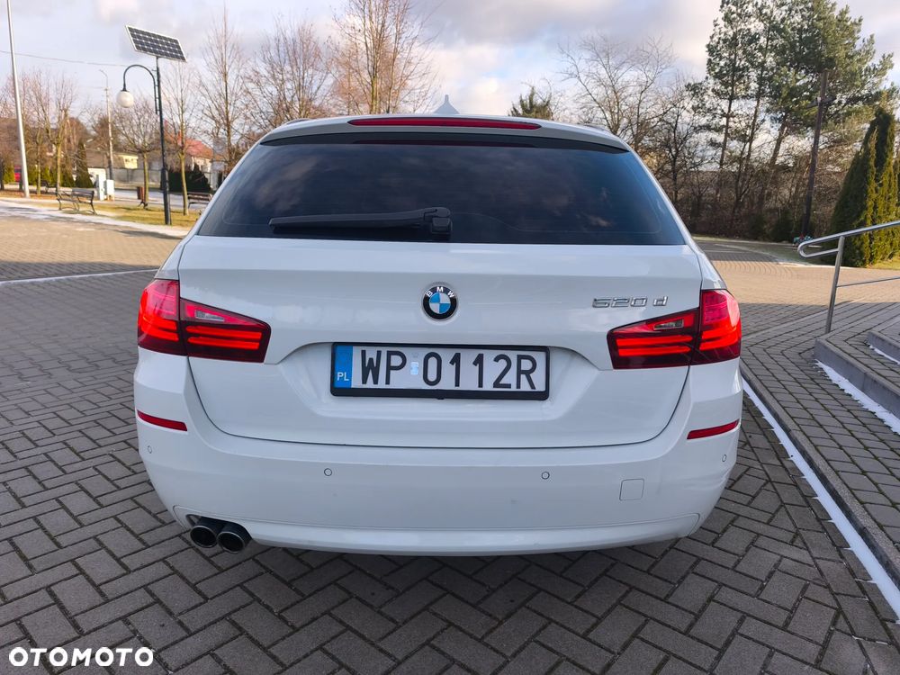 BMW Seria 5 520d - 11