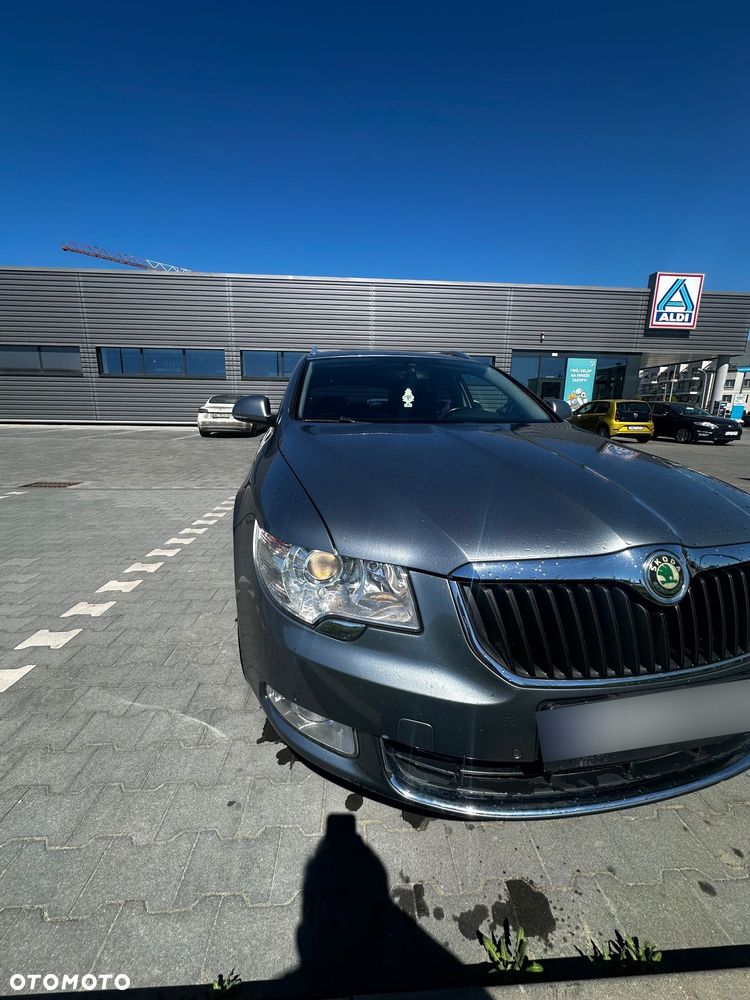 Skoda Superb 1.8 TSI 4x4 Exclusive - 1
