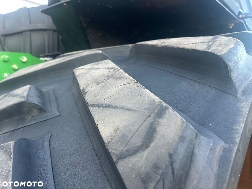 John Deere 9560RT - 12