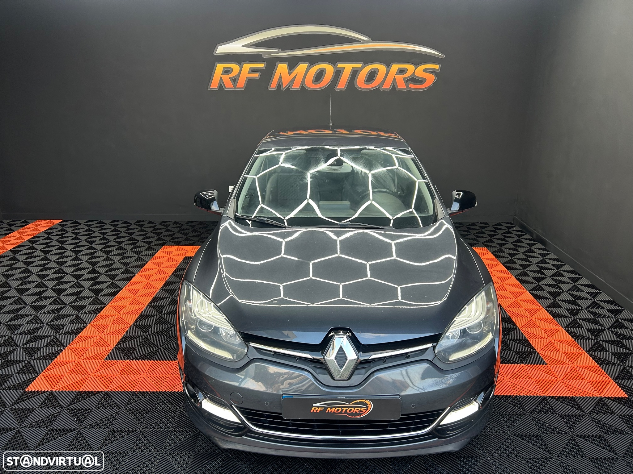 Renault Mégane 1.5 dCi Bose Edition - 14