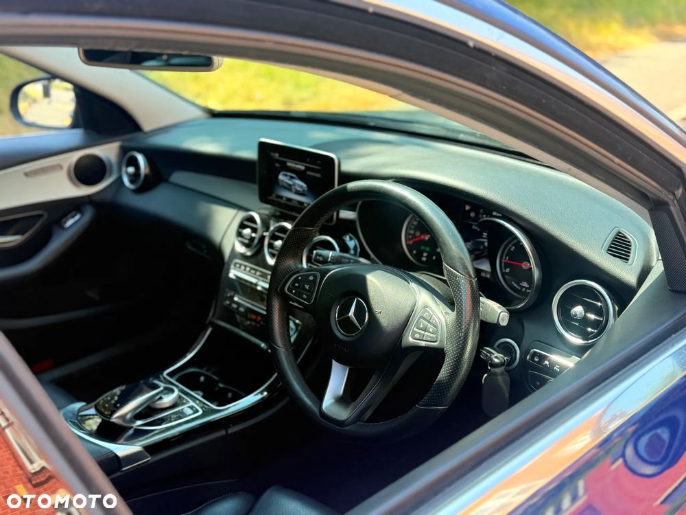 Mercedes-Benz Klasa C - 16