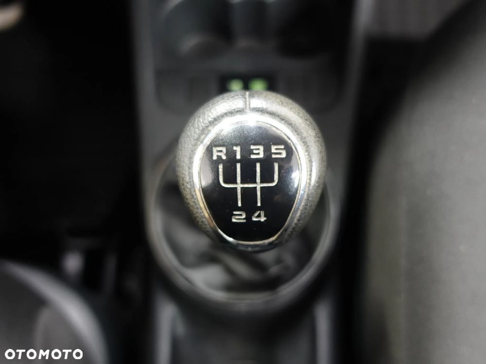 Skoda Fabia 1.2 TSI Ambition - 30