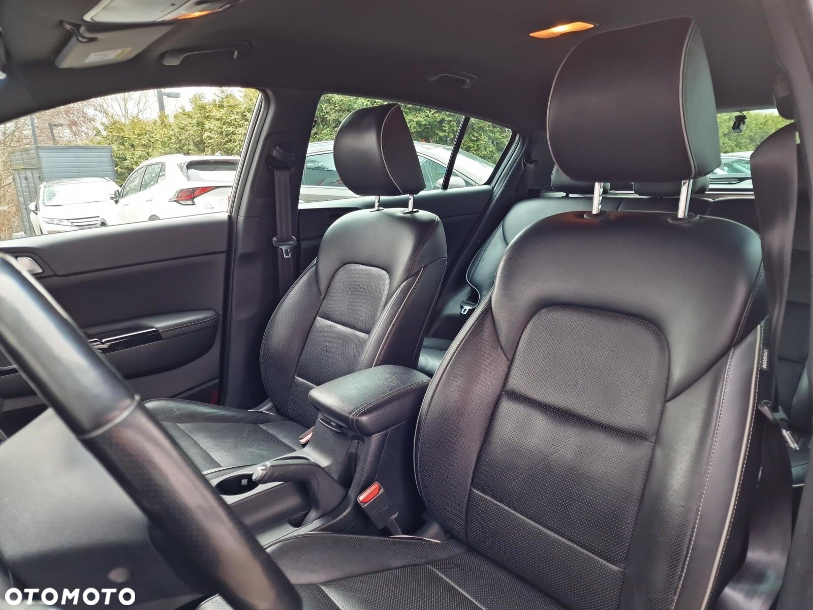 Kia Sportage - 12