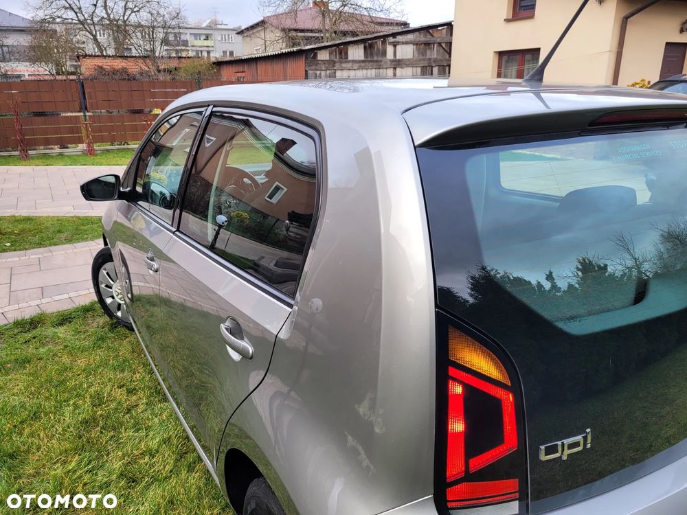 Volkswagen up! 1.0 move - 29