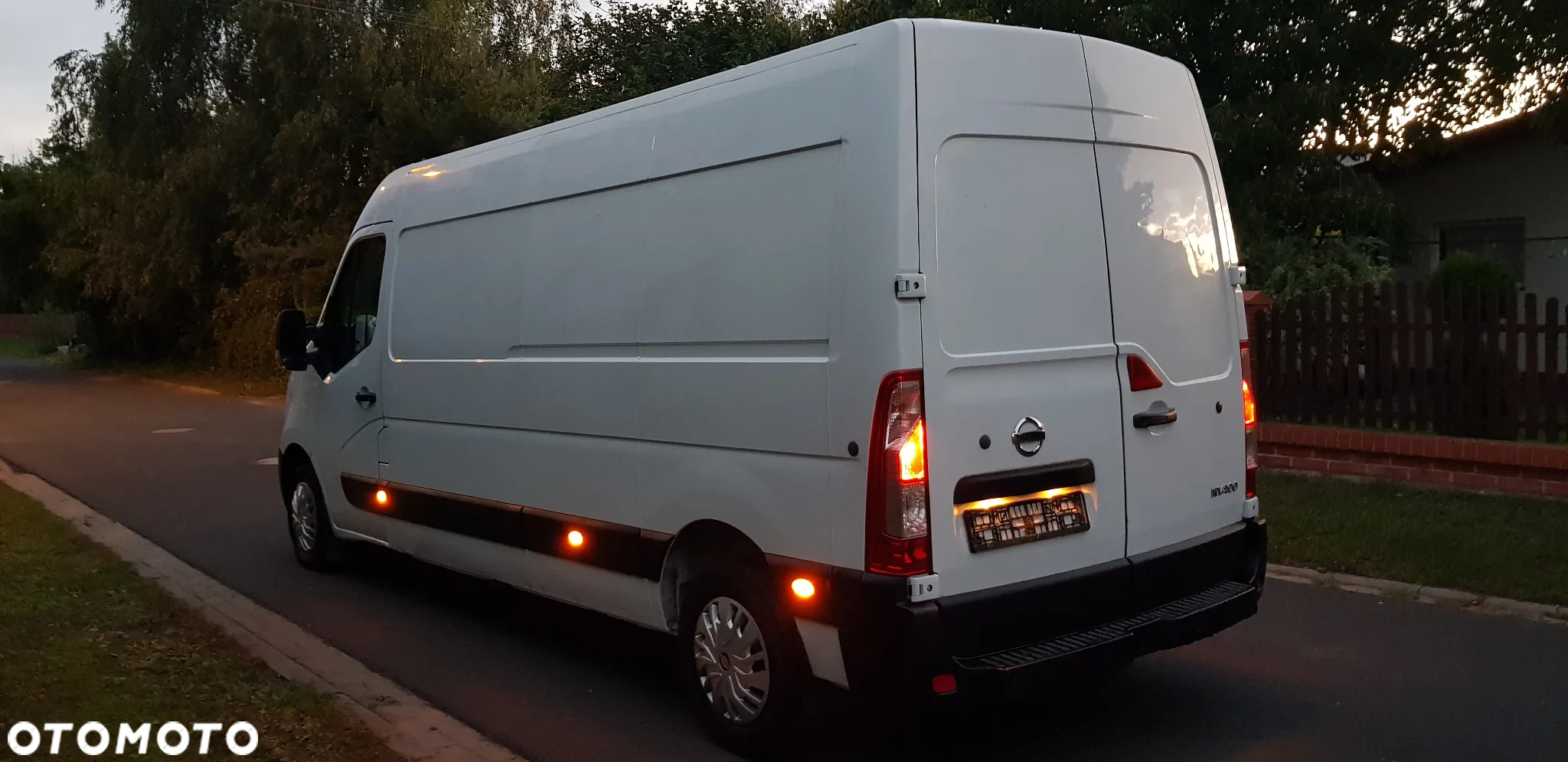Nissan NV 400 - 38