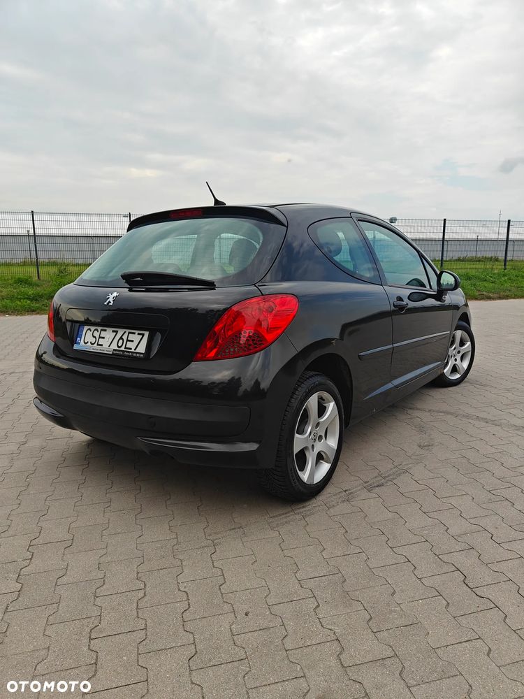 Peugeot 207 1.4 16V Trendy - 2