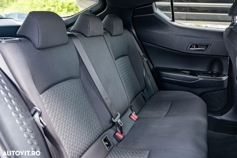 Toyota C-HR Business-Edition - 7