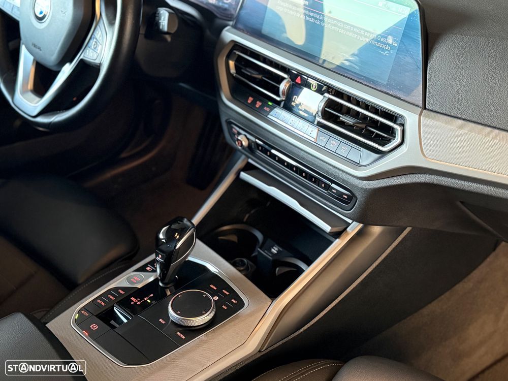 BMW 320 e Line Sport Auto - 24