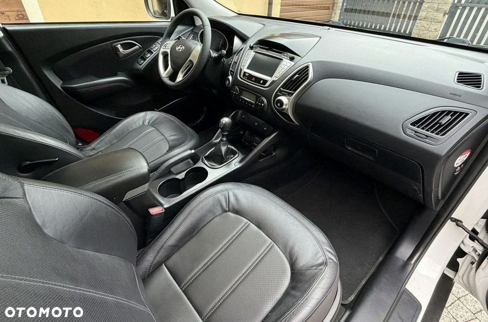 Hyundai ix35 - 14