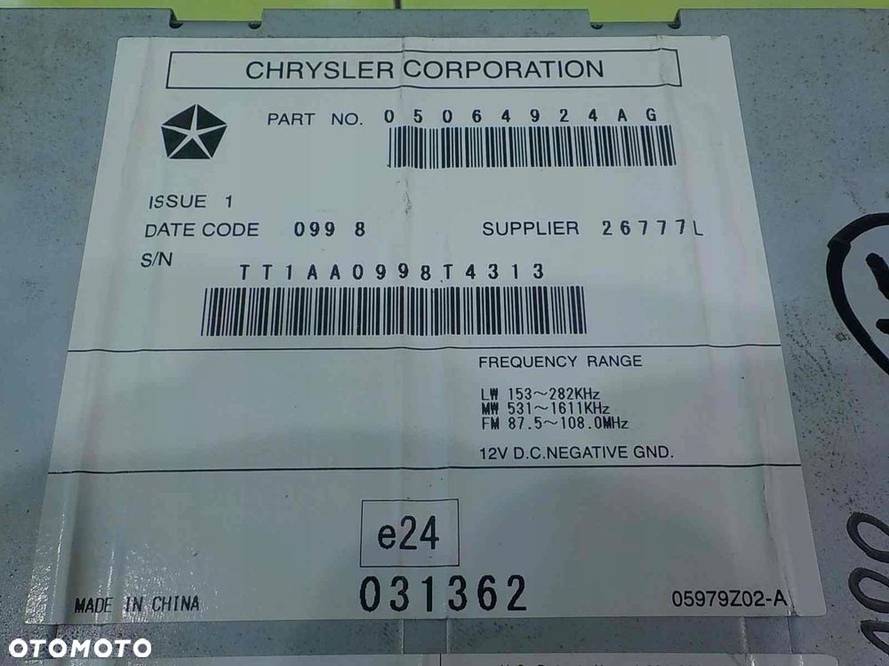 DODGE JOURNEY 2.0 CRD 09r radio CD 05064924AG - 5