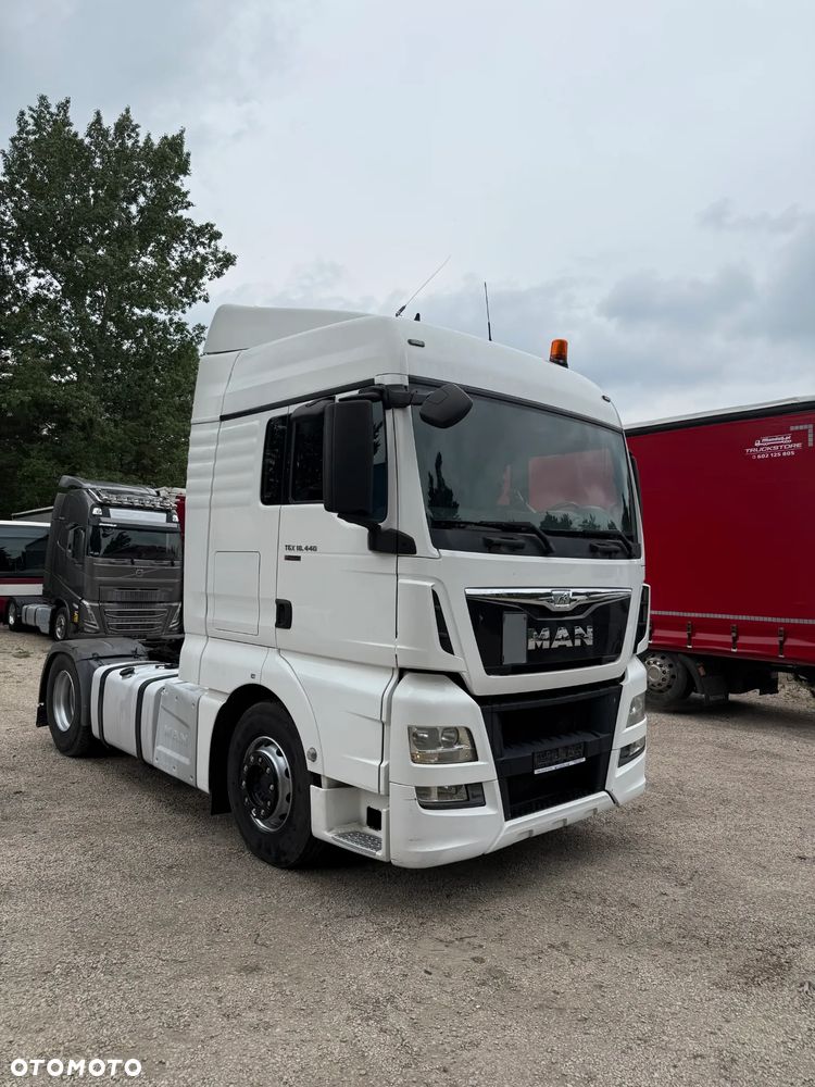 MAN TGX 18.440 XLX AUTOMAT SPOJLERY KLIMA WEBASTO LODÓWKA 685000km MOTOR:12.5L OPONY:315/80/22.5-80% 2xALUTANK EURO 6 2014 - 3