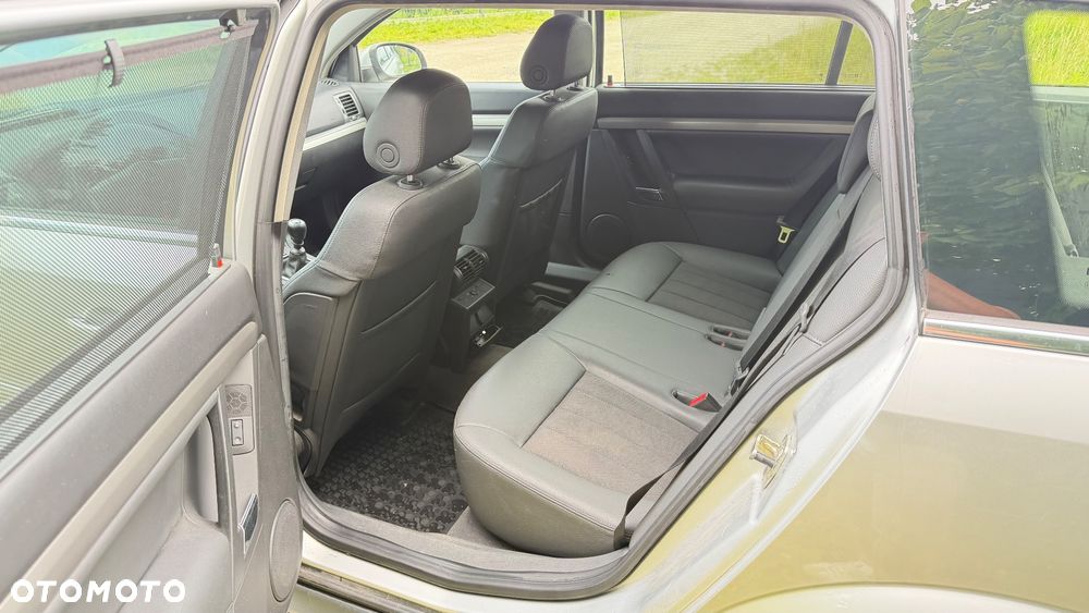 Opel Vectra 1.9 CDTI Cosmo - 6