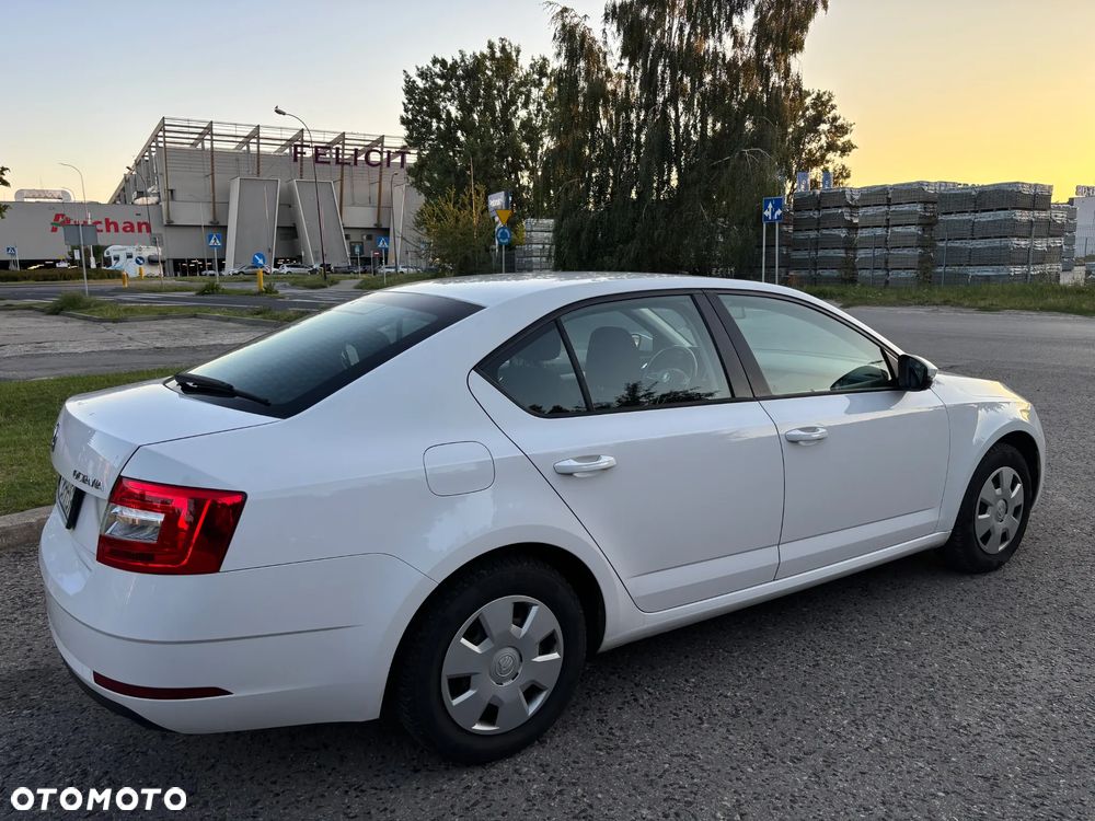 Skoda Octavia 1.6 TDI Style - 8