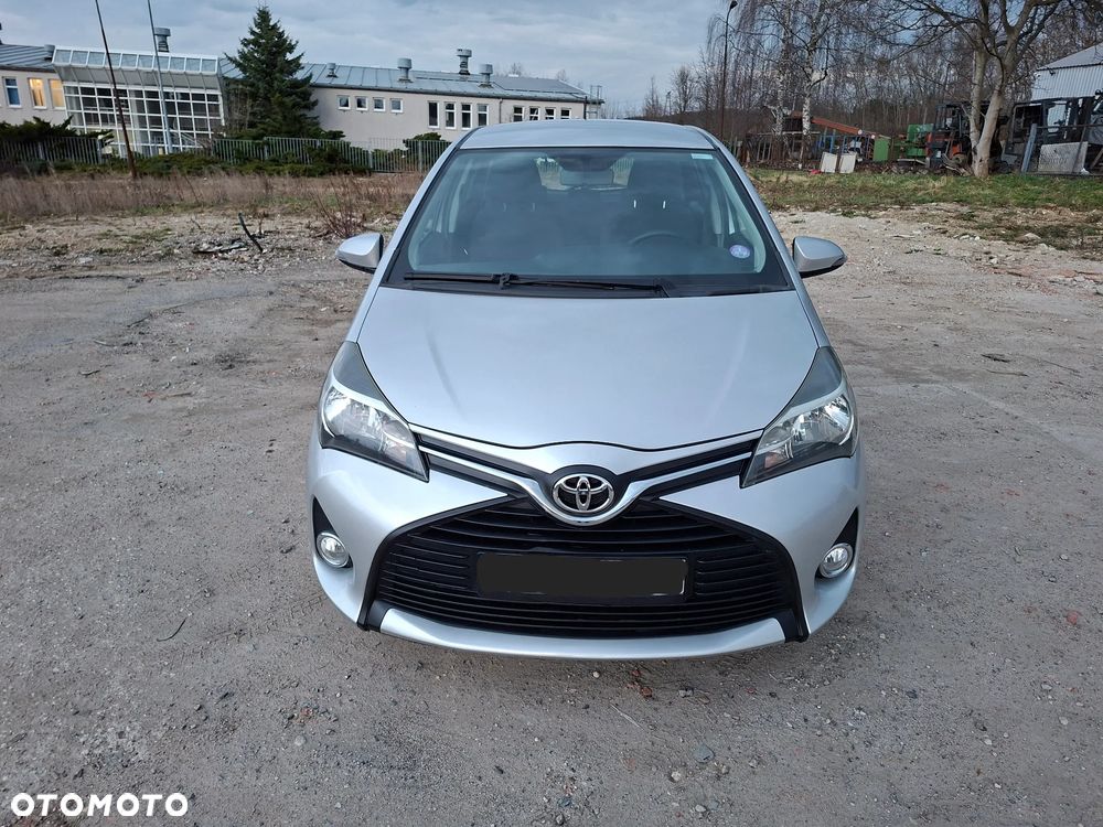 Toyota Yaris - 4